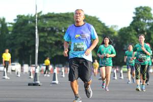 BIB: 2010, 683
                            <button type="button" onclick="openModal(5172967)" class="btn btn-primary btn-sm float-right btn-popup" data-toggle="modal" data-target=".modal-high-quality">
                        <i class="fas fa-shopping-cart"></i> Add to Cart
                    </button>
                                            <button type="button" onclick="isThisMe(5172967, true)" class="btn btn-success btn-sm float-right btn-popup btn-isme hidden" data-toggle="tooltip" data-placement="bottom" title="นี่คือรูปของคุณใช่ไหม คลิกที่นี่เพื่อเอาเข้าอัลบั้ม">
                        <i class="fas fa-plus"></i> Add to album
                    </button>
                    <button type="button" onclick="isThisMe(5172967, false)" class="btn btn-warning btn-sm float-right btn-popup btn-isnotme hidden">
                        <i class="fas fa-ban"></i> Remove from album
                    </button>